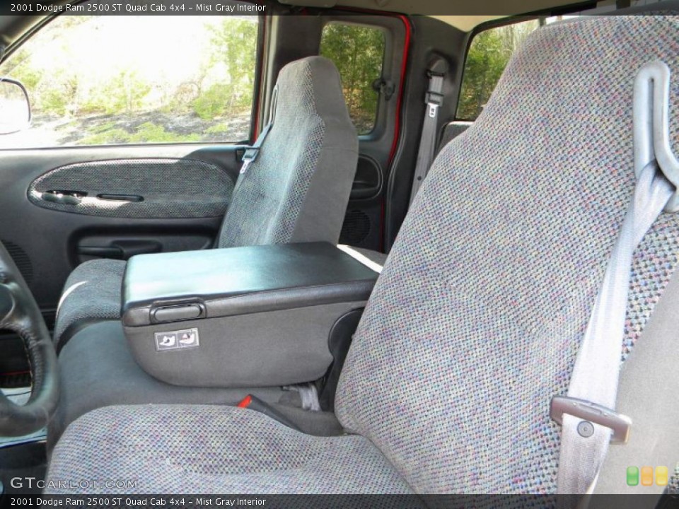 Mist Gray Interior Photo for the 2001 Dodge Ram 2500 ST Quad Cab 4x4 #40584305