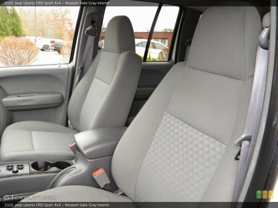 Medium Slate Gray Interior Photo for the 2005 Jeep Liberty CRD Sport 4x4 #40588477
