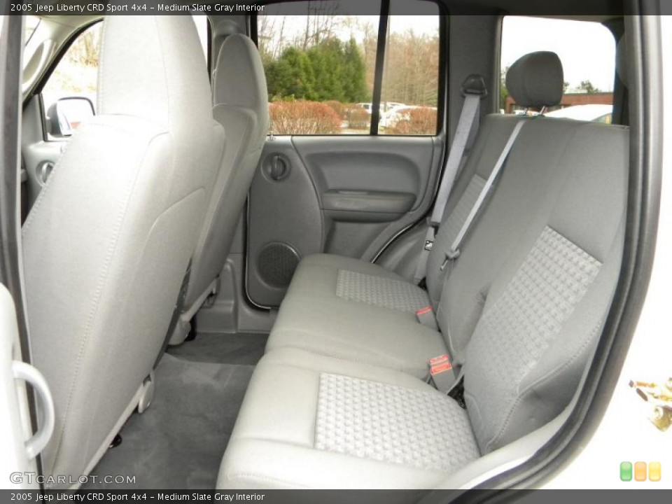 Medium Slate Gray Interior Photo for the 2005 Jeep Liberty CRD Sport 4x4 #40588509