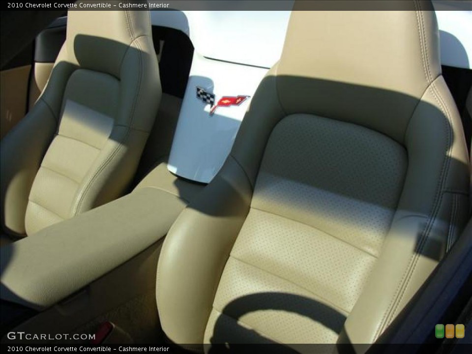 Cashmere Interior Photo for the 2010 Chevrolet Corvette Convertible #40589657