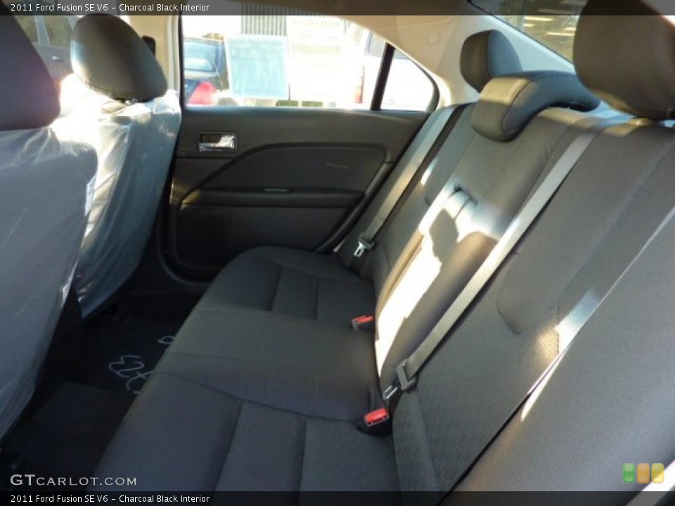 Charcoal Black Interior Photo for the 2011 Ford Fusion SE V6 #40592101