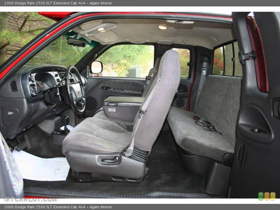 Agate Interior Photo for the 2000 Dodge Ram 2500 SLT Extended Cab 4x4 #40592640