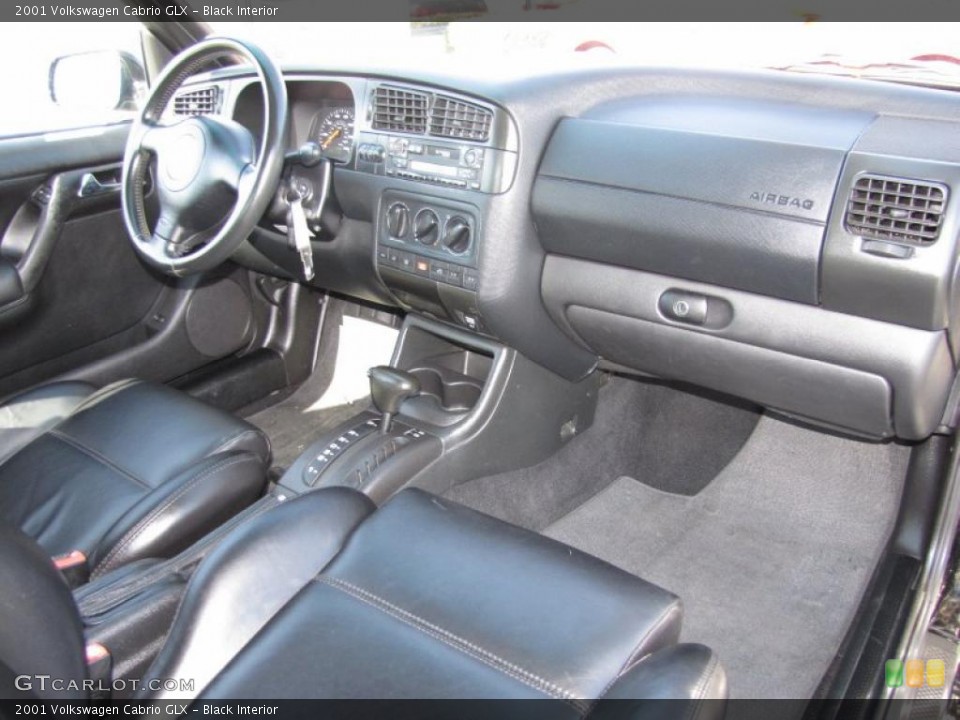 Black Interior Dashboard for the 2001 Volkswagen Cabrio GLX #40593401