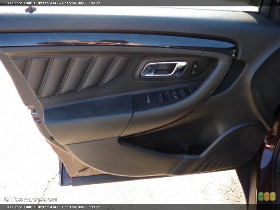 Charcoal Black Interior Door Panel for the 2011 Ford Taurus Limited AWD #40598290