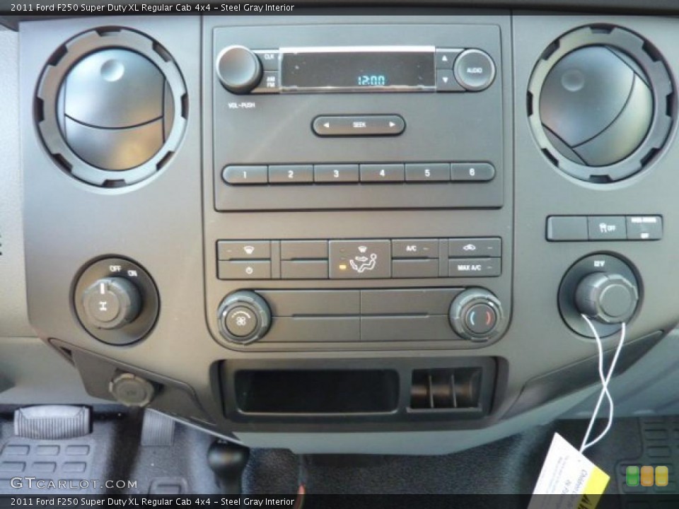 Steel Gray Interior Controls for the 2011 Ford F250 Super Duty XL Regular Cab 4x4 #40599646