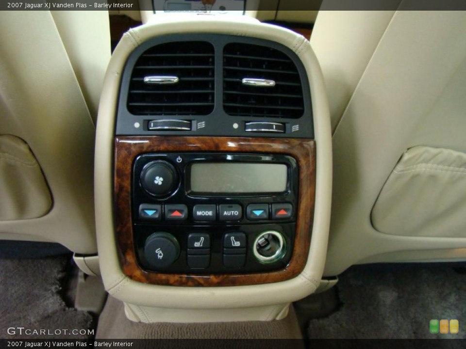 Barley Interior Controls for the 2007 Jaguar XJ Vanden Plas #40603109