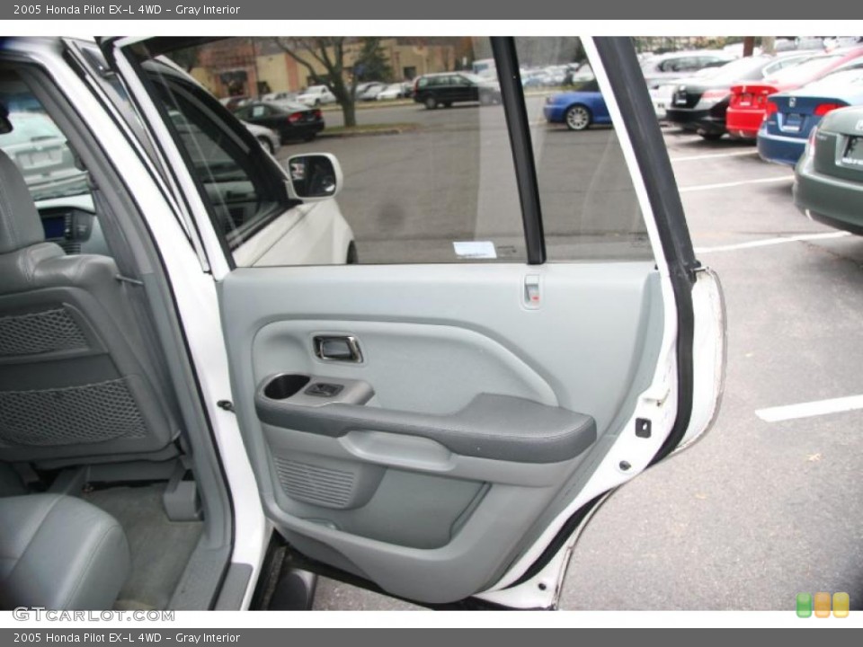 Gray Interior Door Panel for the 2005 Honda Pilot EX-L 4WD #40611189