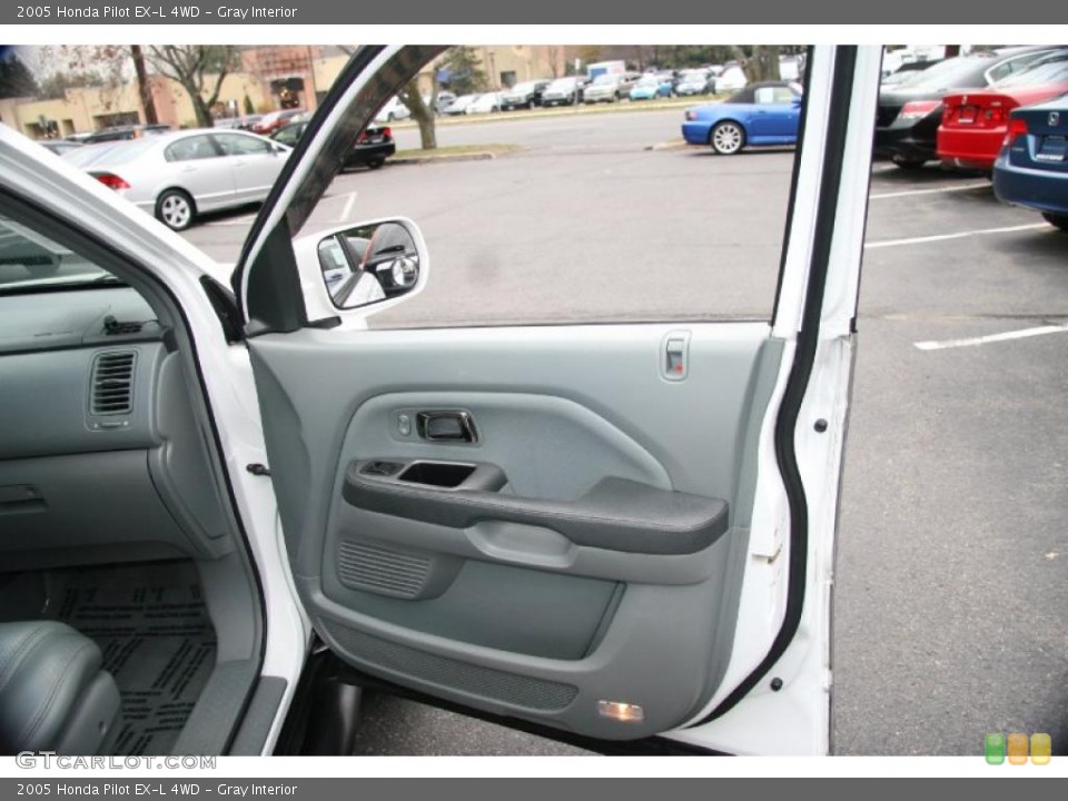 Gray Interior Door Panel for the 2005 Honda Pilot EX-L 4WD #40611201