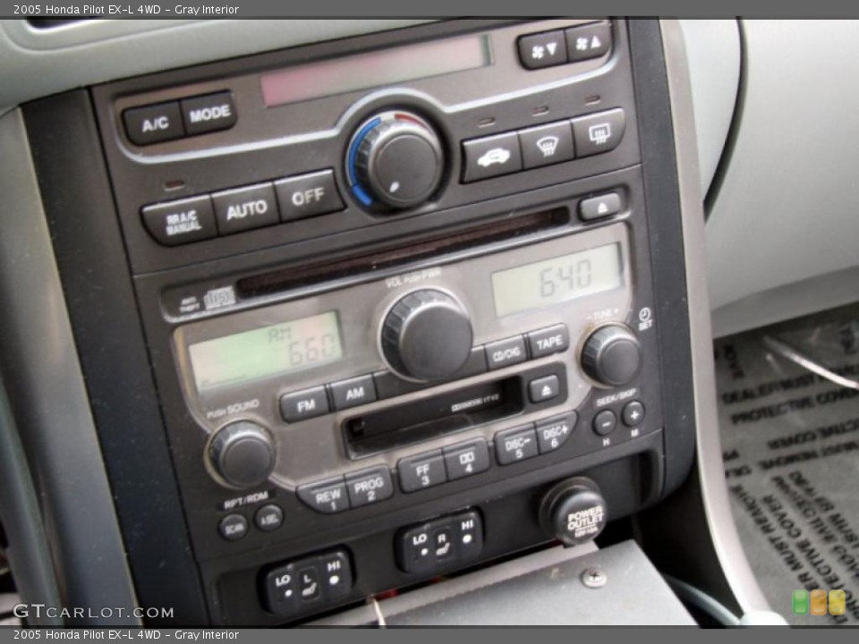Gray Interior Controls for the 2005 Honda Pilot EX-L 4WD #40611313