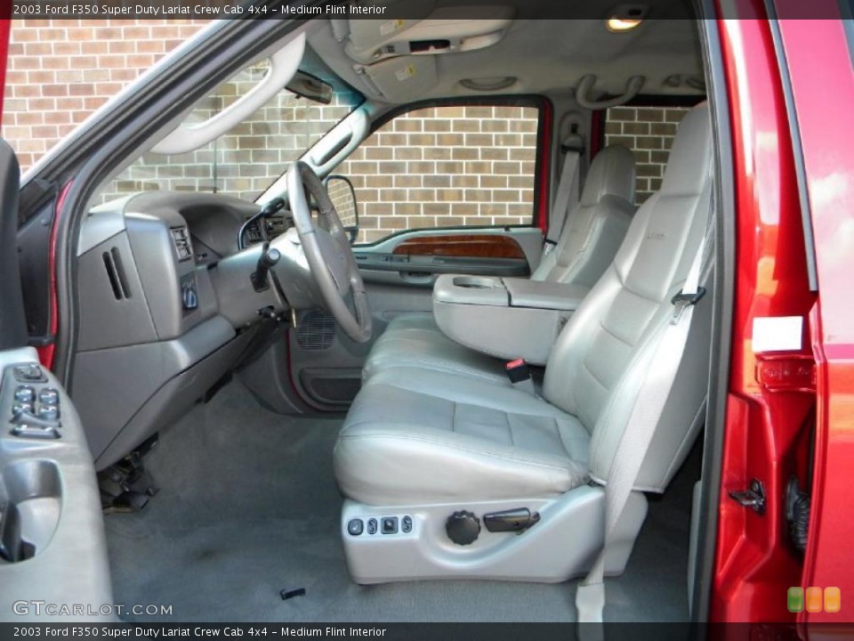 Medium Flint Interior Photo for the 2003 Ford F350 Super Duty Lariat Crew Cab 4x4 #40619346