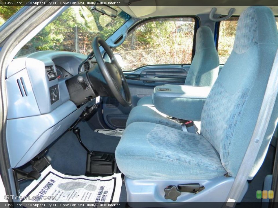Blue Interior Photo for the 1999 Ford F350 Super Duty XLT Crew Cab 4x4 Dually #40625714