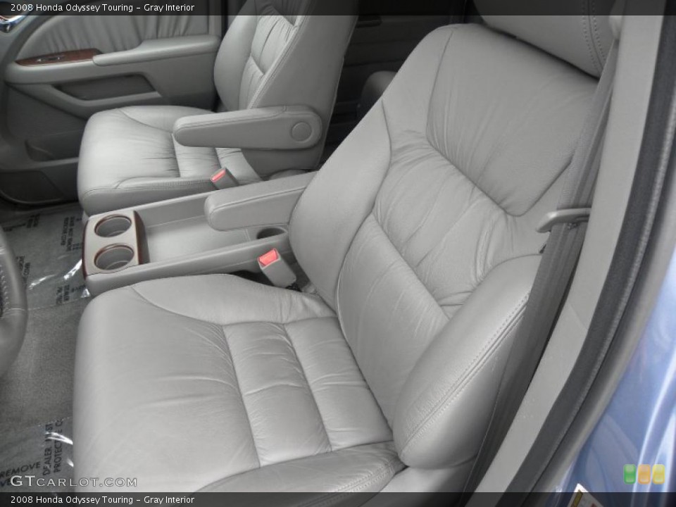 Gray Interior Photo for the 2008 Honda Odyssey Touring #40627536