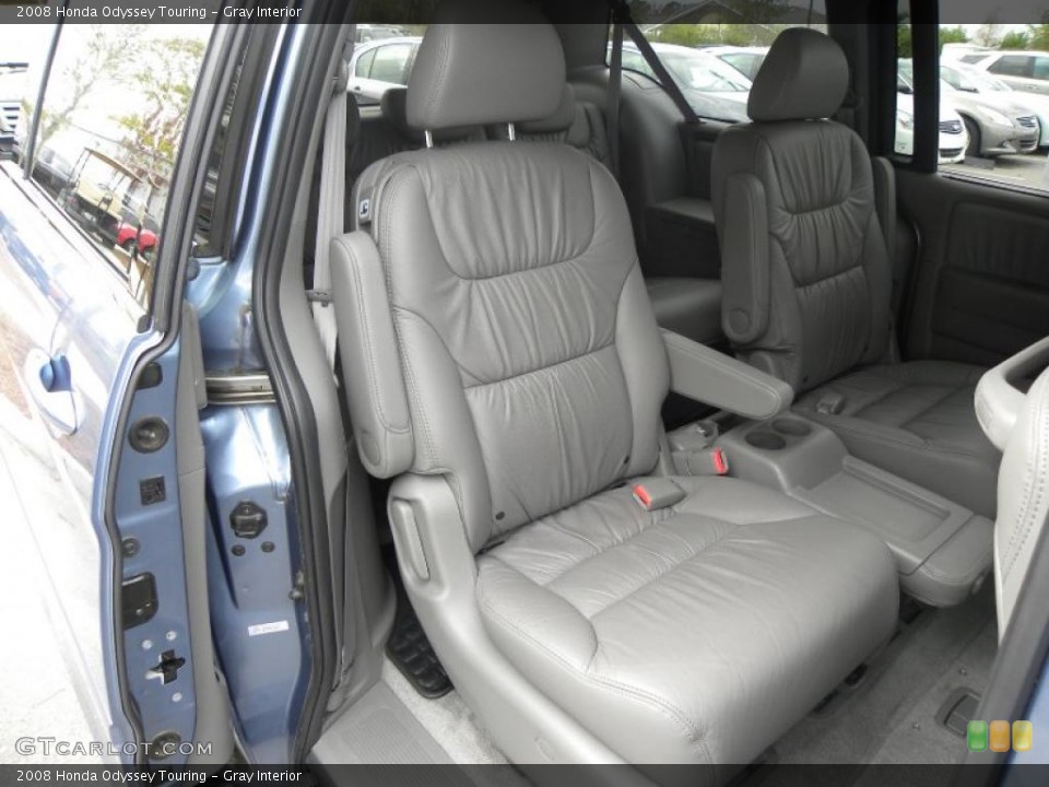 Gray Interior Photo for the 2008 Honda Odyssey Touring #40627642