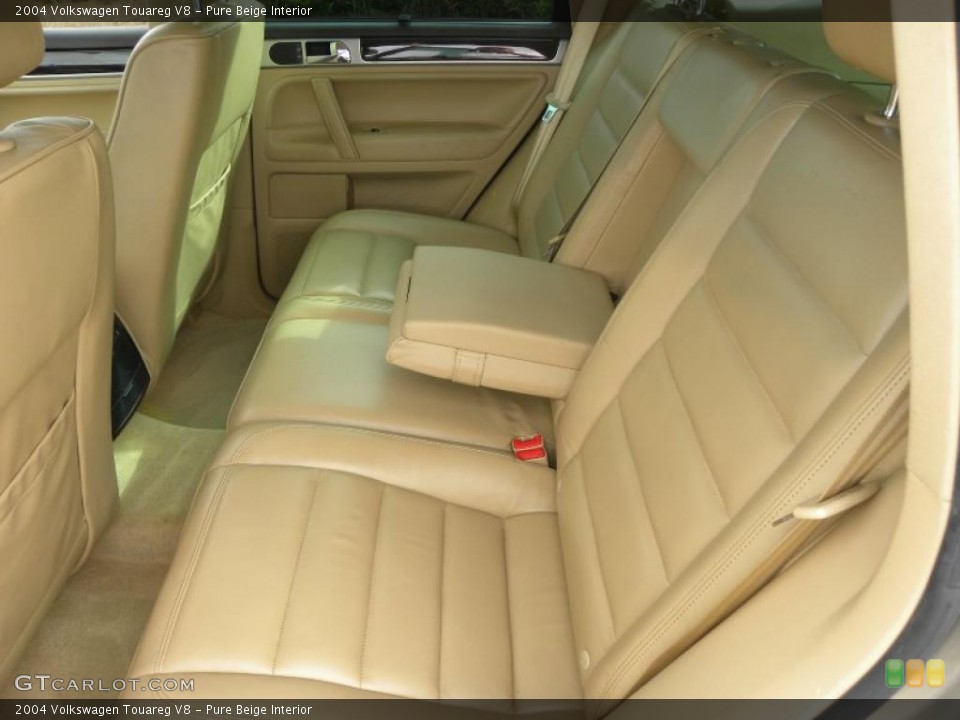 Pure Beige Interior Photo for the 2004 Volkswagen Touareg V8 #40627955