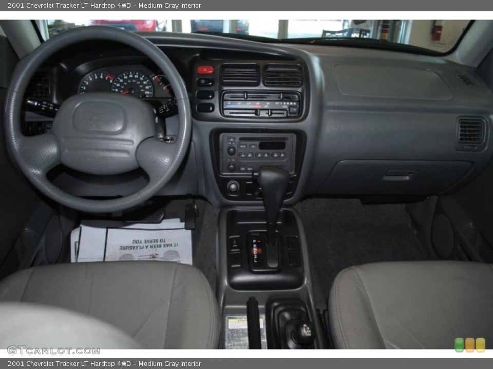 Medium Gray Interior Prime Interior for the 2001 Chevrolet Tracker LT Hardtop 4WD #40628254