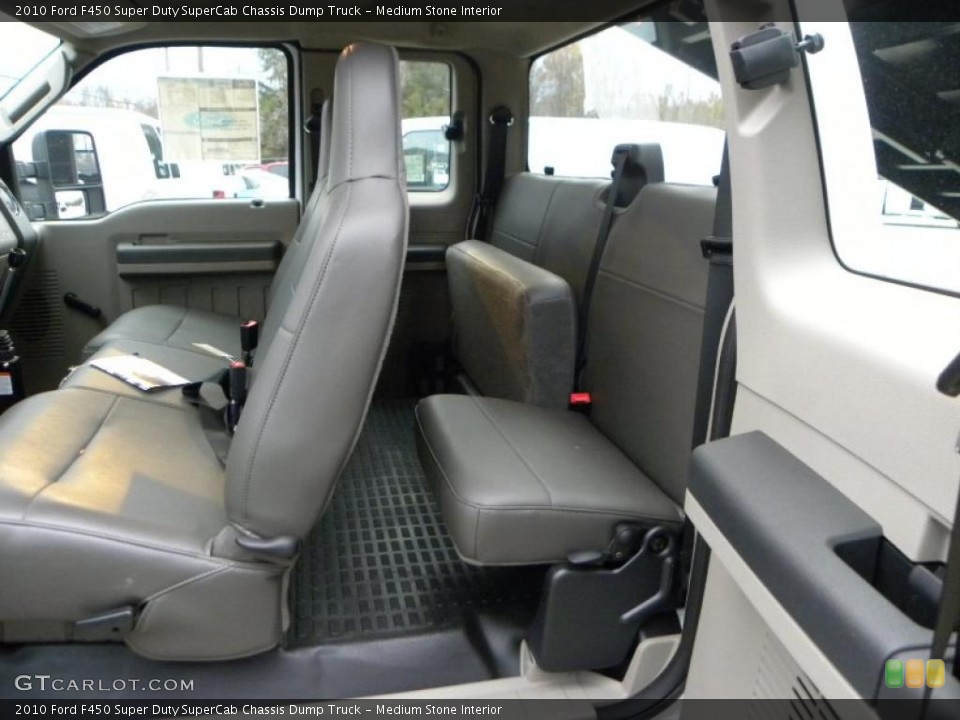 Medium Stone Interior Photo for the 2010 Ford F450 Super Duty SuperCab Chassis Dump Truck #40630398