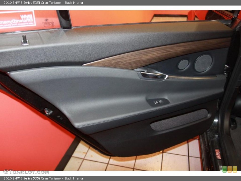 Black Interior Door Panel for the 2010 BMW 5 Series 535i Gran Turismo #40635482