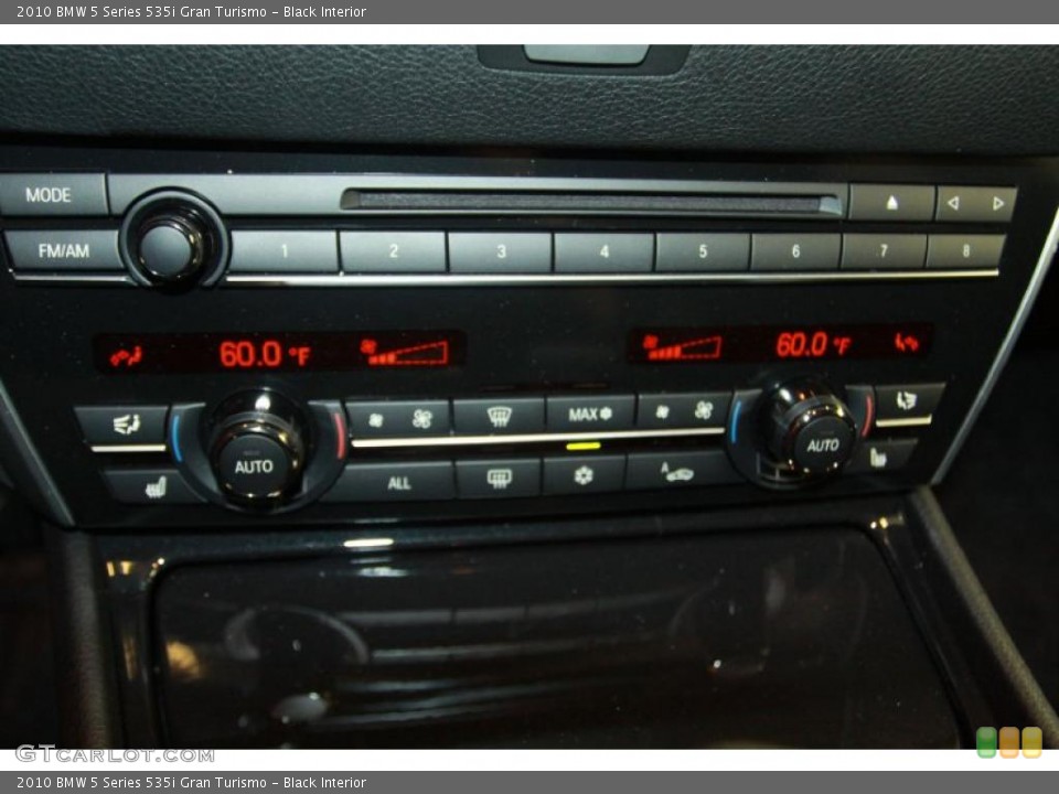 Black Interior Controls for the 2010 BMW 5 Series 535i Gran Turismo #40635662