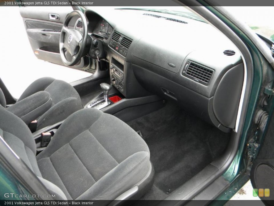 Black Interior Dashboard for the 2001 Volkswagen Jetta GLS TDI Sedan #40636258