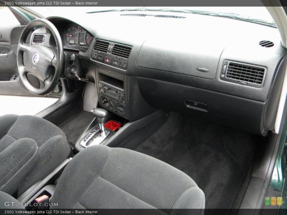 Black Interior Photo for the 2001 Volkswagen Jetta GLS TDI Sedan #40636362