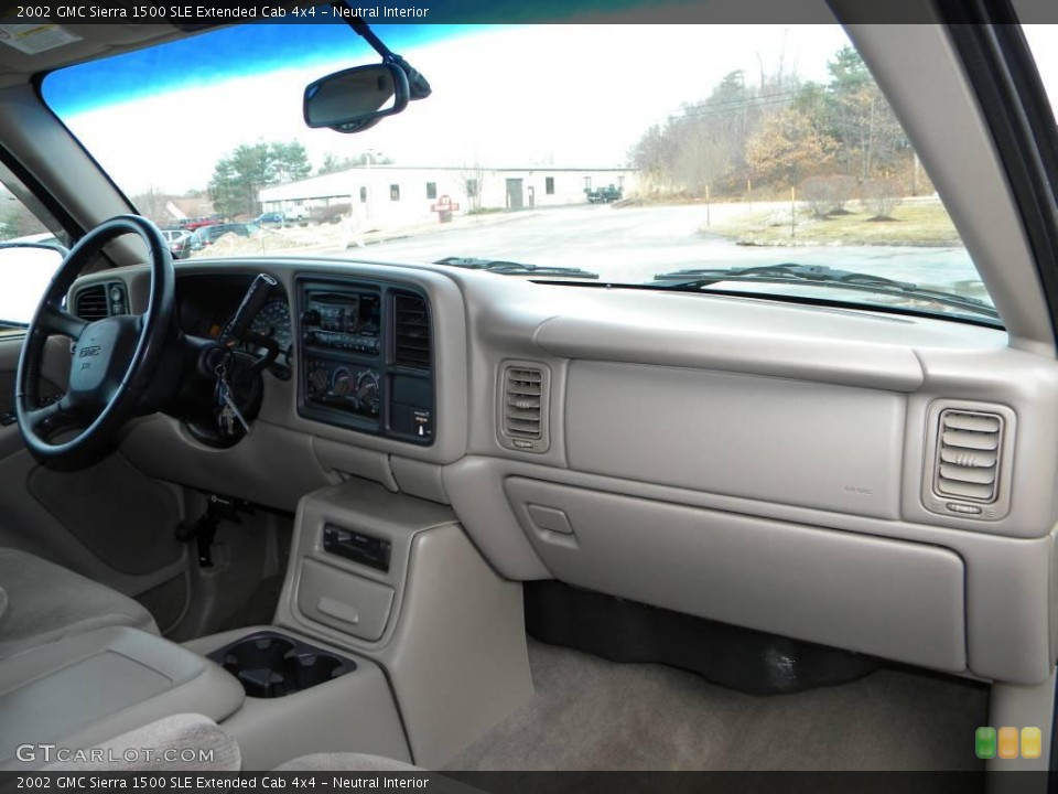 Neutral Interior Dashboard for the 2002 GMC Sierra 1500 SLE Extended Cab 4x4 #40637322