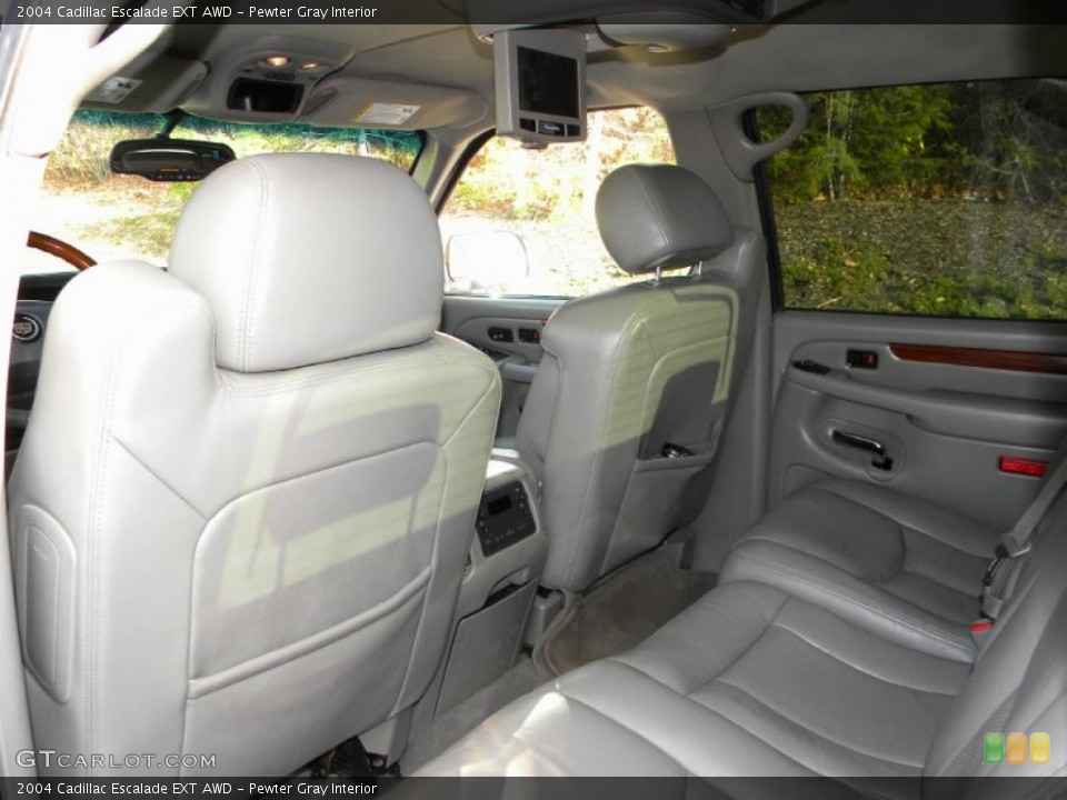Pewter Gray Interior Photo for the 2004 Cadillac Escalade EXT AWD #40638930