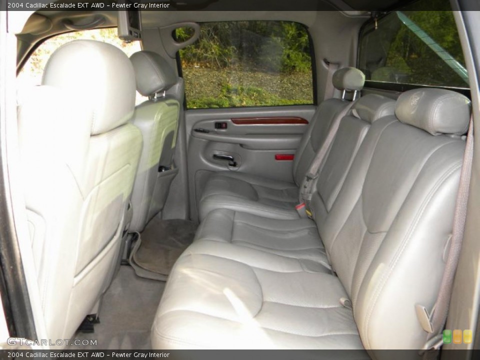 Pewter Gray Interior Photo for the 2004 Cadillac Escalade EXT AWD #40638950