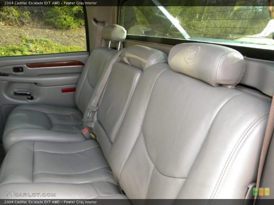 Pewter Gray Interior Photo for the 2004 Cadillac Escalade EXT AWD #40638970