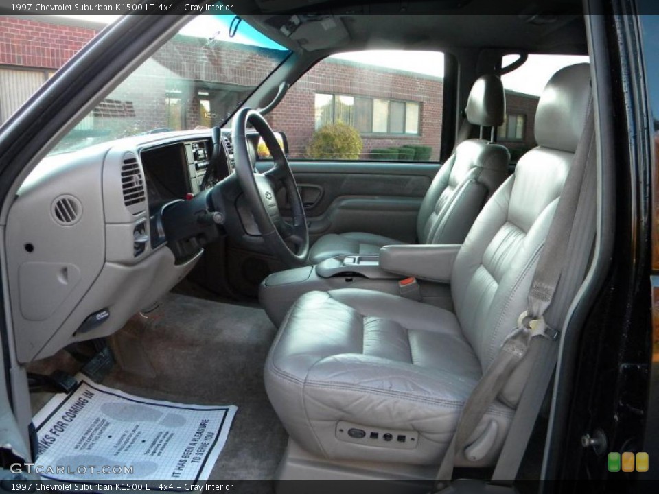 Gray Interior Photo for the 1997 Chevrolet Suburban K1500 LT 4x4 #40641278