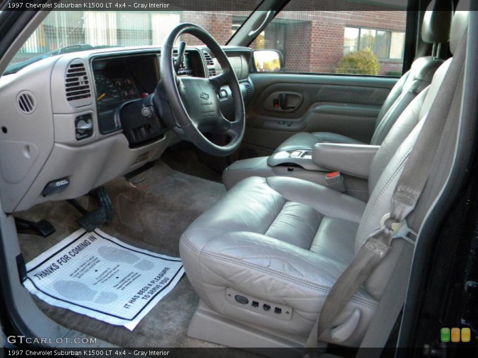 Gray Interior Photo for the 1997 Chevrolet Suburban K1500 LT 4x4 #40641302