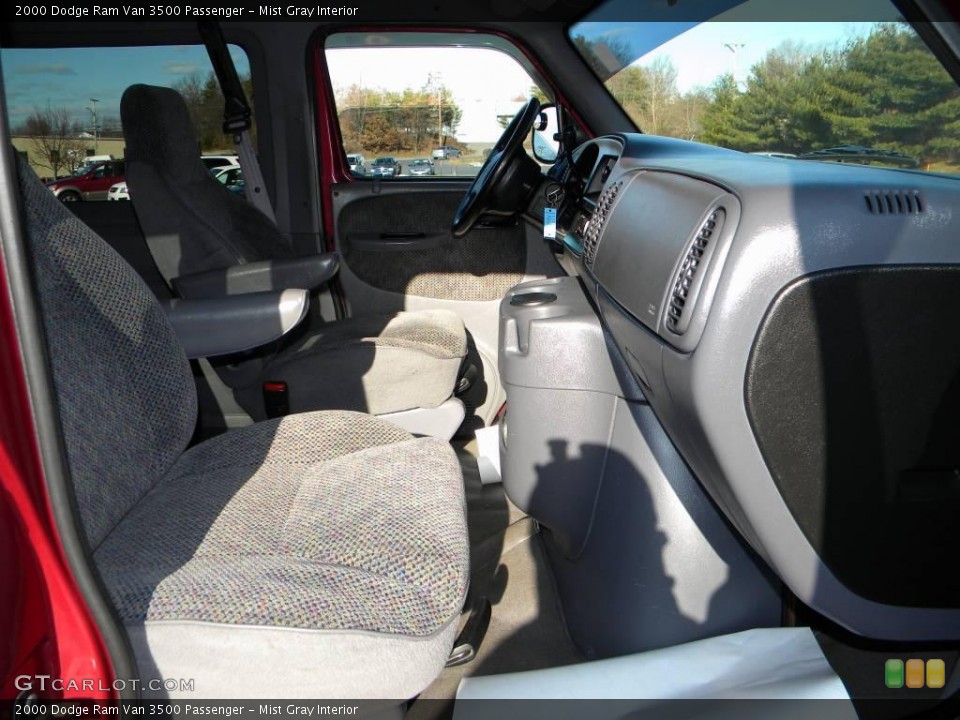 Mist Gray Interior Photo for the 2000 Dodge Ram Van 3500 Passenger #40645930