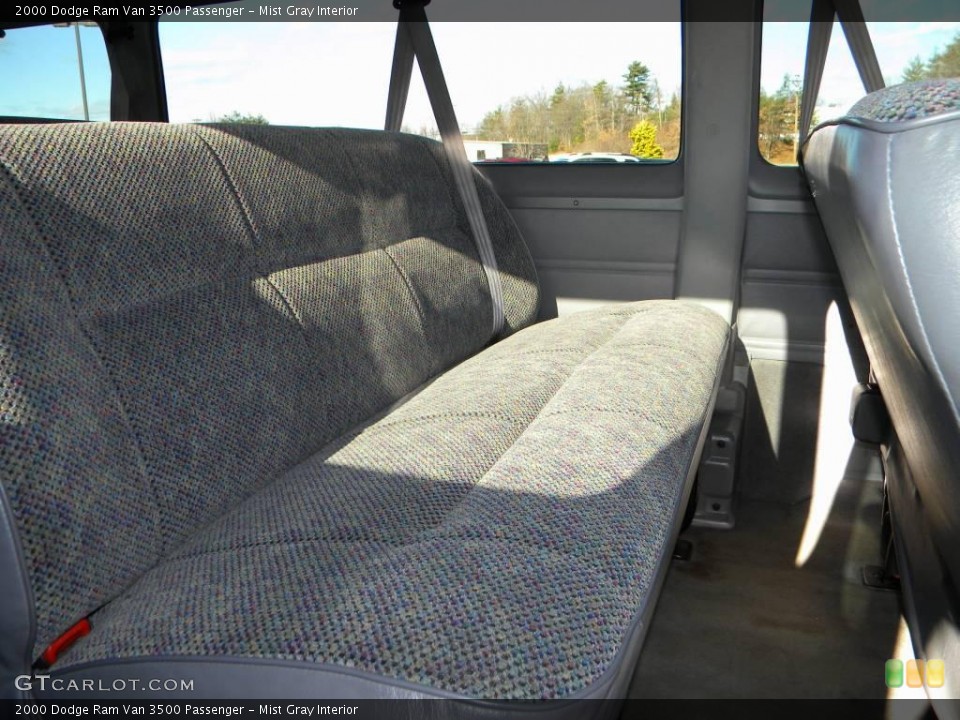 Mist Gray Interior Photo for the 2000 Dodge Ram Van 3500 Passenger #40645978