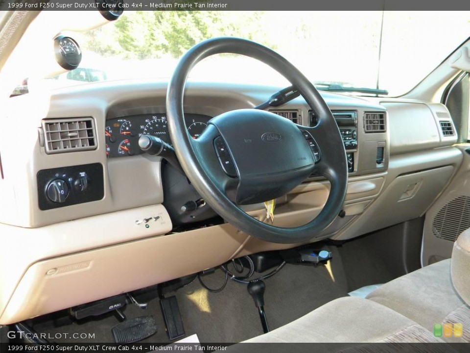 Medium Prairie Tan Interior Photo for the 1999 Ford F250 Super Duty XLT Crew Cab 4x4 #40646090