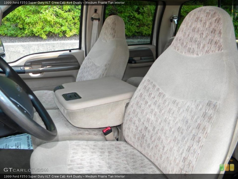 Medium Prairie Tan Interior Photo for the 1999 Ford F350 Super Duty XLT Crew Cab 4x4 Dually #40648670