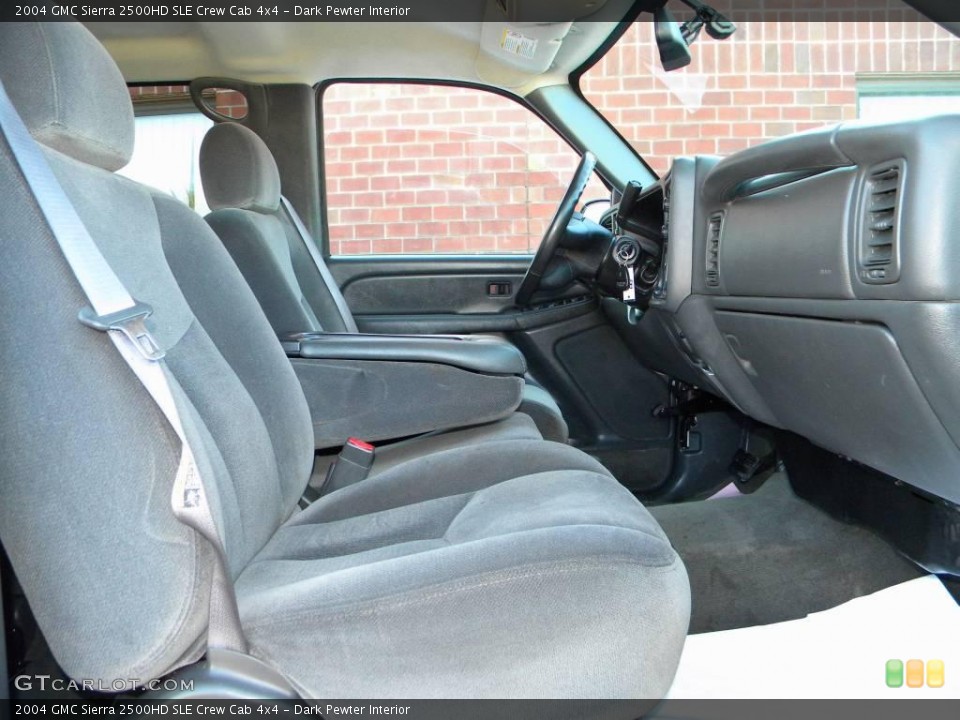 Dark Pewter Interior Photo for the 2004 GMC Sierra 2500HD SLE Crew Cab 4x4 #40652179