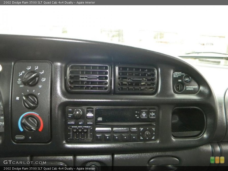 Agate Interior Controls for the 2002 Dodge Ram 3500 SLT Quad Cab 4x4 Dually #40652644