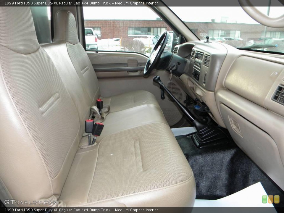 Medium Graphite Interior Photo for the 1999 Ford F350 Super Duty XL Regular Cab 4x4 Dump Truck #40656655