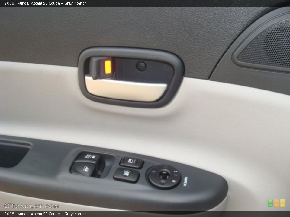 Gray Interior Controls for the 2008 Hyundai Accent SE Coupe #40671238