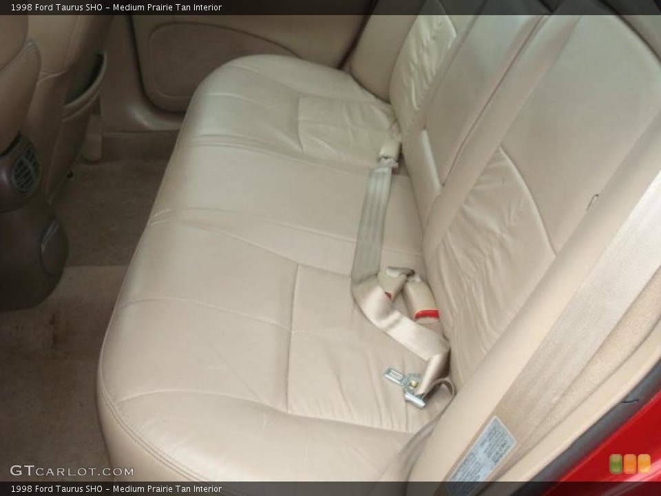 Medium Prairie Tan Interior Photo for the 1998 Ford Taurus SHO #40674414