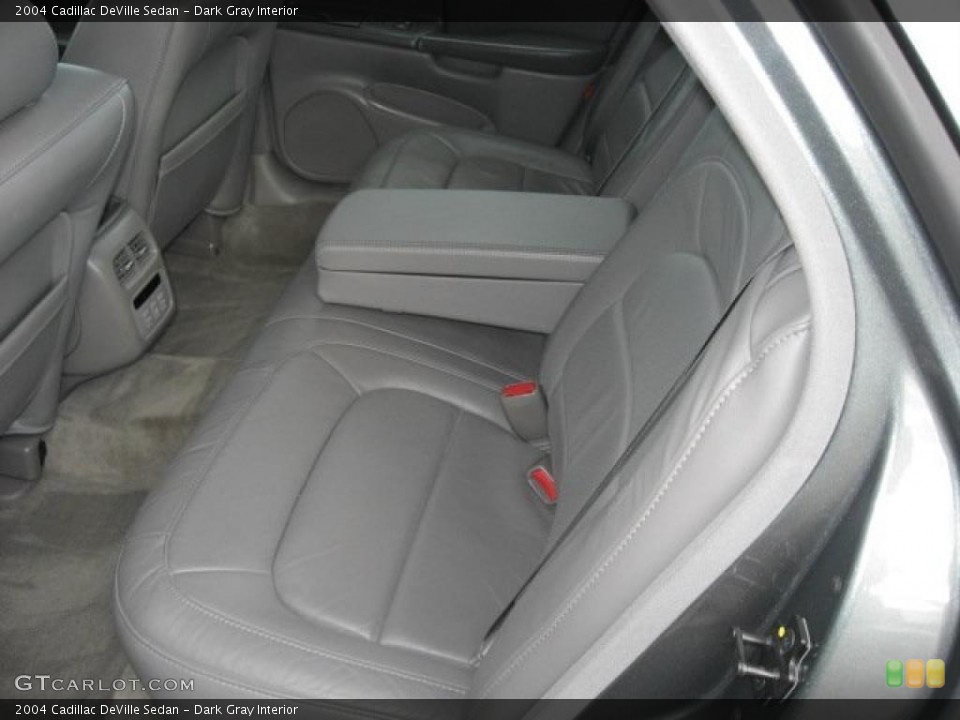 Dark Gray Interior Photo for the 2004 Cadillac DeVille Sedan #40676550