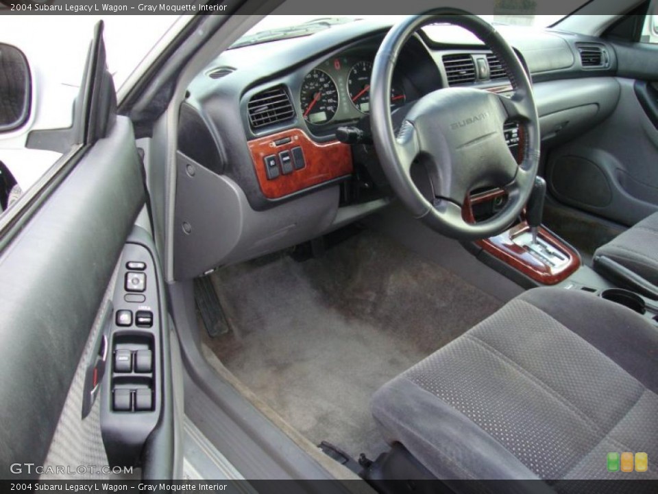 Gray Moquette Interior Photo for the 2004 Subaru Legacy L Wagon #40682170