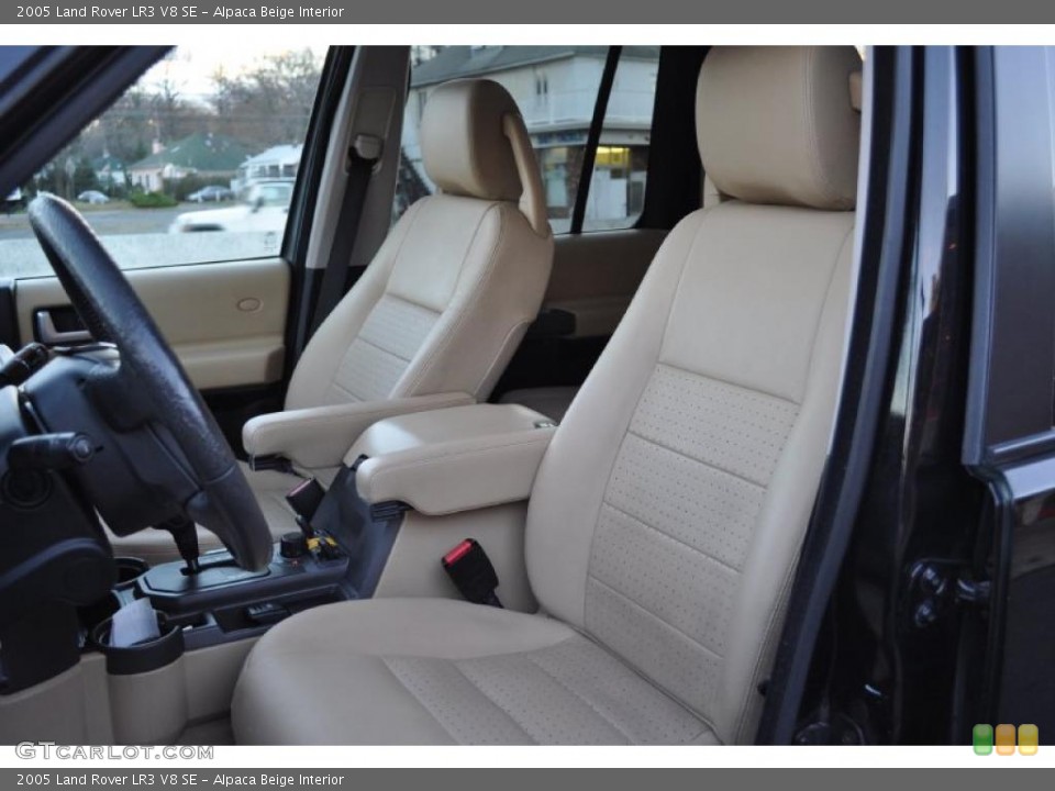 Alpaca Beige Interior Photo for the 2005 Land Rover LR3 V8 SE #40692874