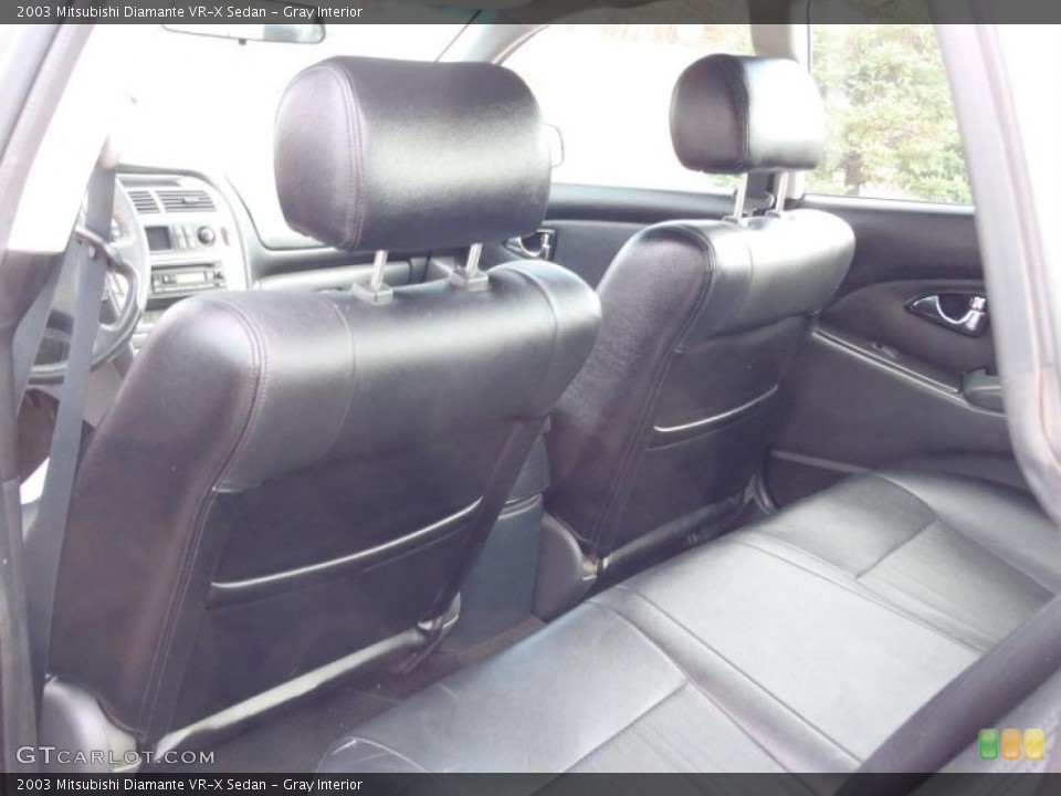 Gray Interior Photo for the 2003 Mitsubishi Diamante VR-X Sedan #40696526