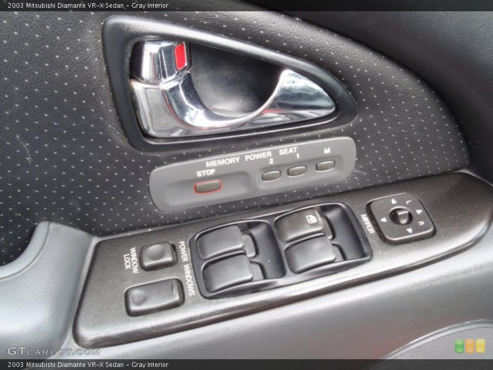 Gray Interior Controls for the 2003 Mitsubishi Diamante VR-X Sedan #40696634