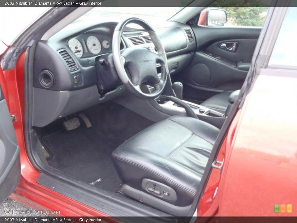 Gray Interior Photo for the 2003 Mitsubishi Diamante VR-X Sedan #40696678