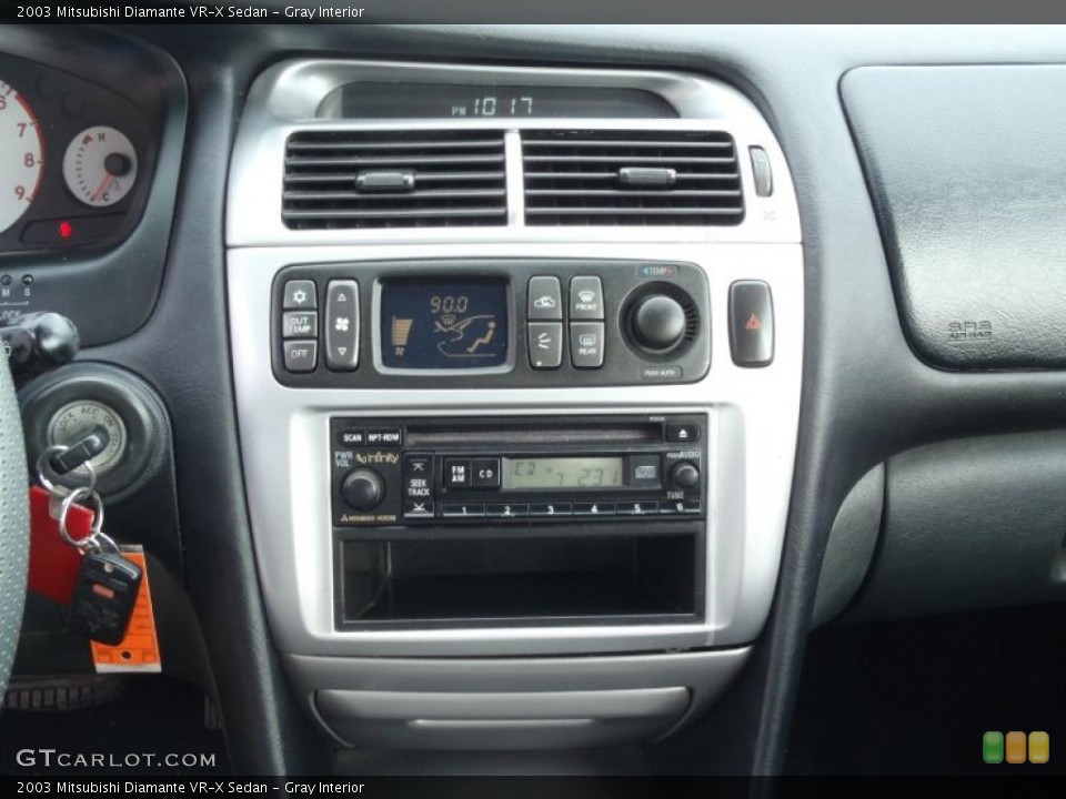 Gray Interior Controls for the 2003 Mitsubishi Diamante VR-X Sedan #40696834