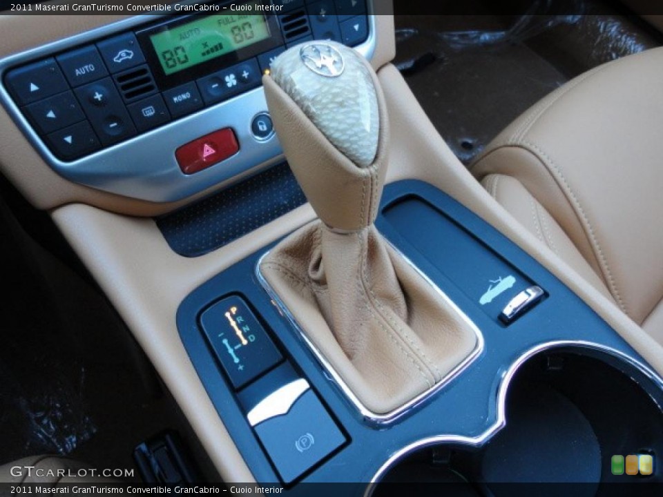 Cuoio Interior Transmission for the 2011 Maserati GranTurismo Convertible GranCabrio #40700981