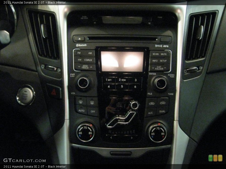 Black Interior Controls for the 2011 Hyundai Sonata SE 2.0T #40707181