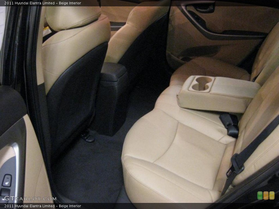Beige Interior Photo for the 2011 Hyundai Elantra Limited #40707473