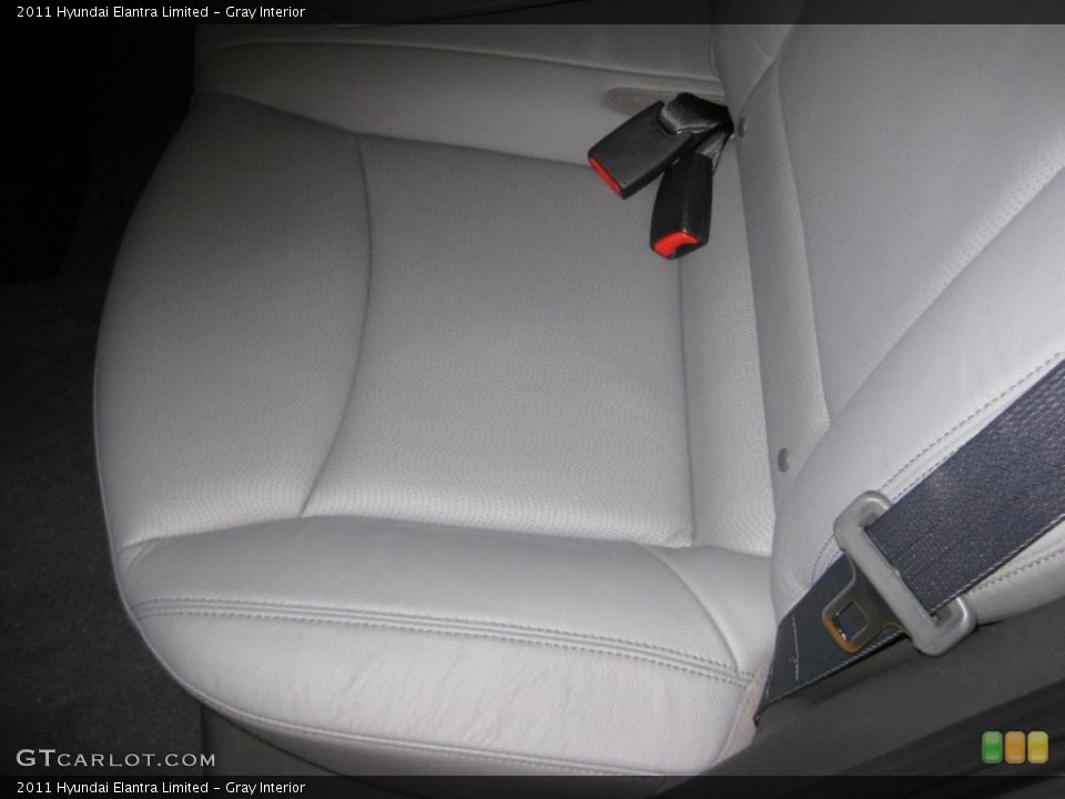 Gray Interior Photo for the 2011 Hyundai Elantra Limited #40707937